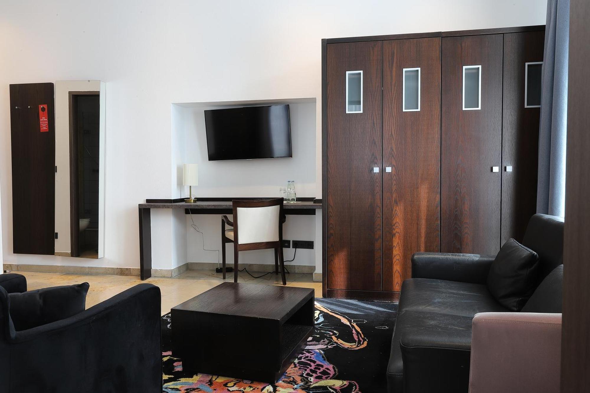 Devin Art Hotel Düsseldorf Zewnętrze zdjęcie