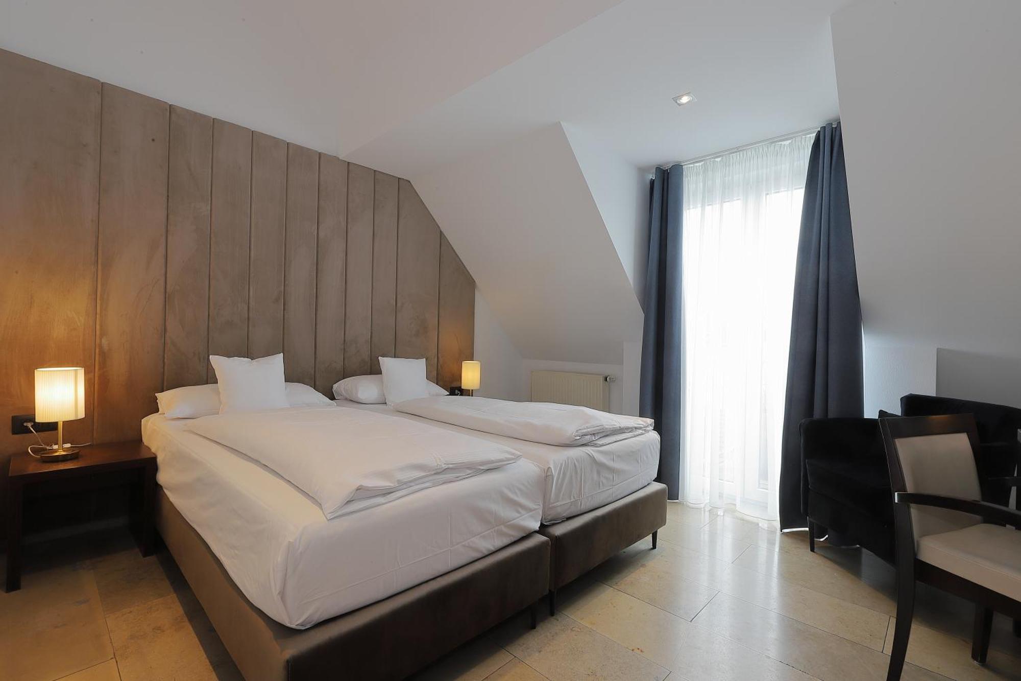 Devin Art Hotel Düsseldorf Zewnętrze zdjęcie